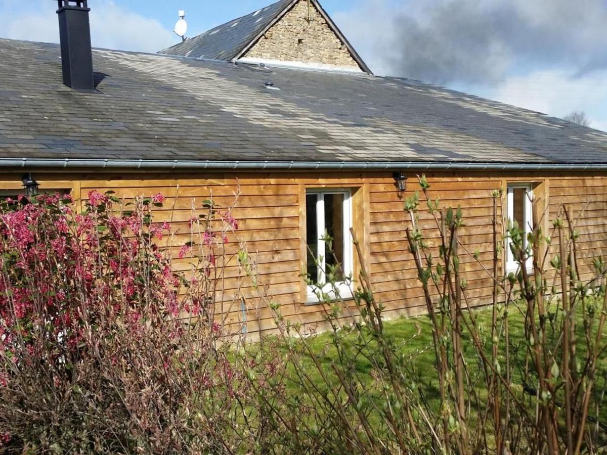 Gîte Saint-Léonard-des-Bois, 8 pièces, 15 personnes - FR-1-410-224 Extérieur photo