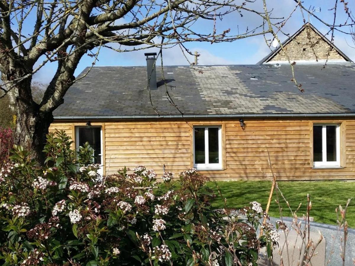 Gîte Saint-Léonard-des-Bois, 8 pièces, 15 personnes - FR-1-410-224 Extérieur photo