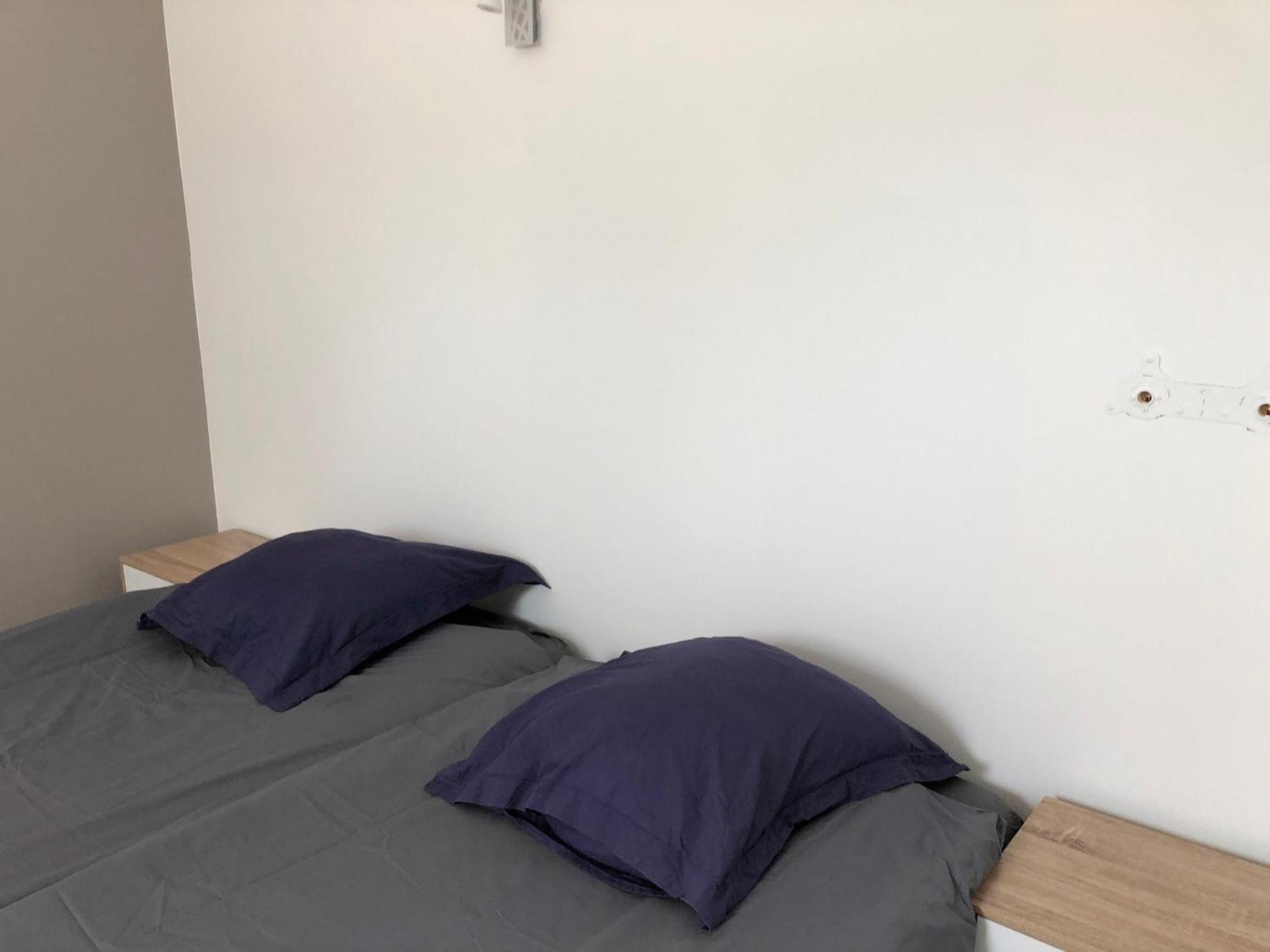 Gîte Saint-Léonard-des-Bois, 8 pièces, 15 personnes - FR-1-410-224 Extérieur photo